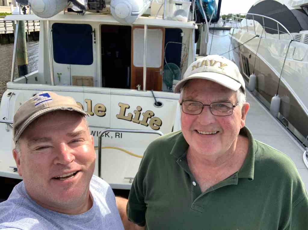 This image has an empty alt attribute; its file name is 2-4-carl-.jpg